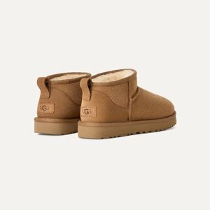 UGG Chestnut Shearling Lined Boots